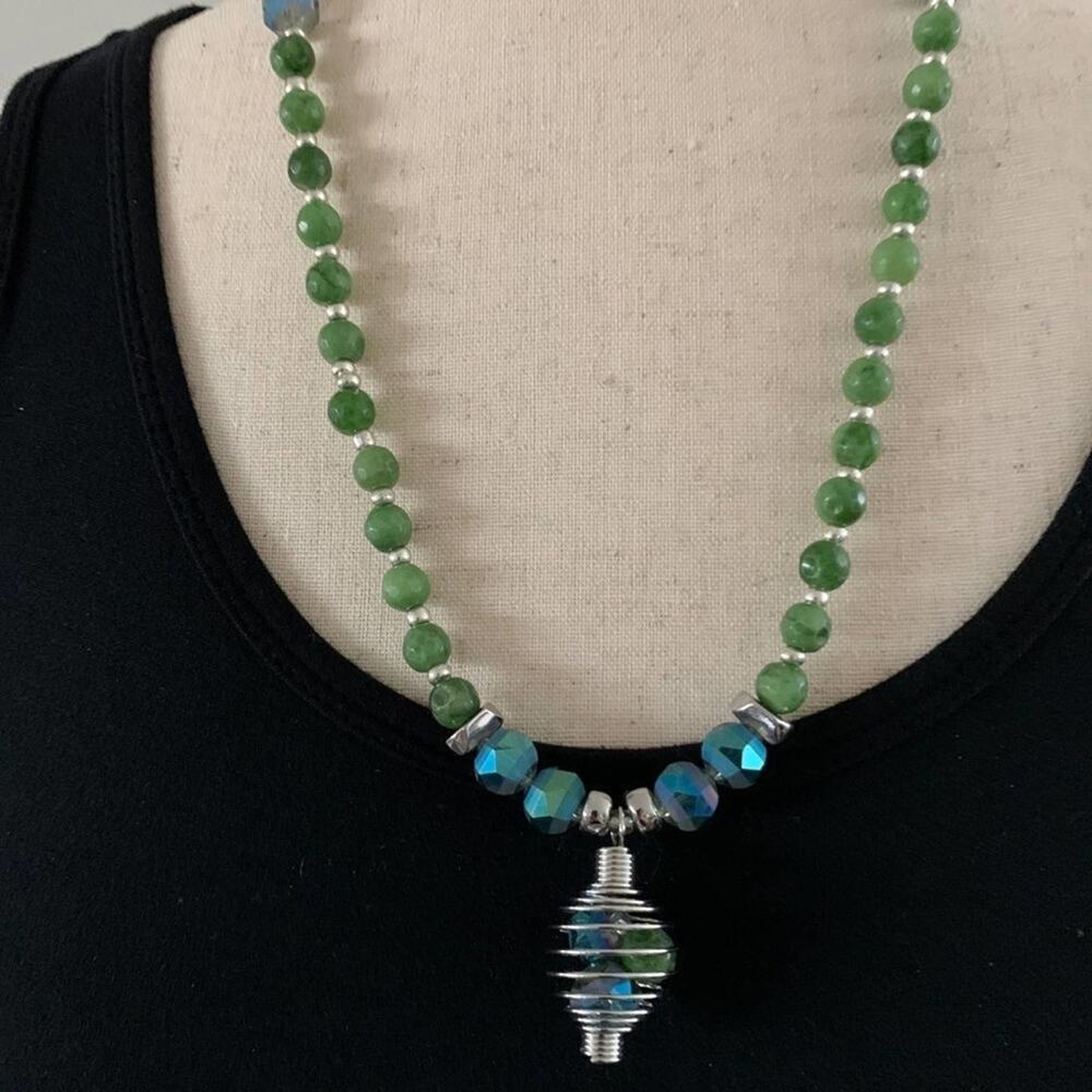 NATURAL gemstones‎ crystal necklace earrings